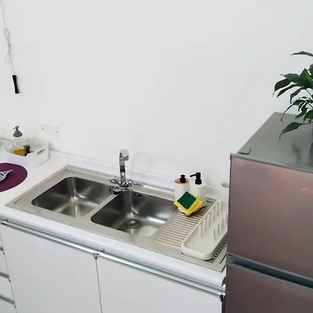 Cosy Open Space Free Parking Holiday home *